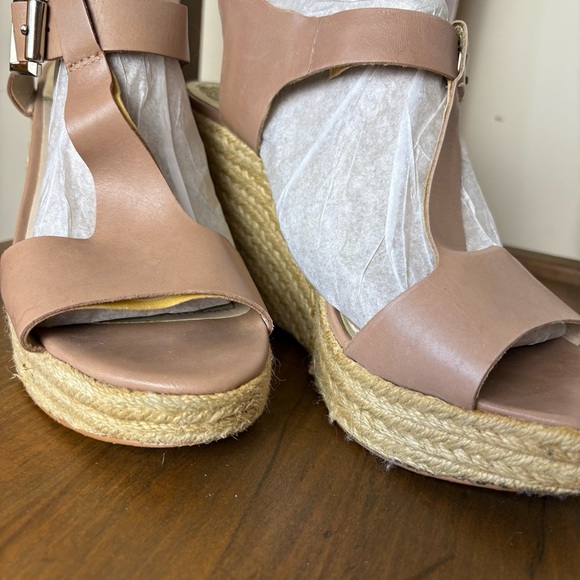 Vince Camuto Tan Leather Wedge Sandals - Picture 2 of 14
